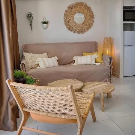 아파트 Immogroom - Renovated - Sea View - Pool - Patio - Wifi - Ac - Parking