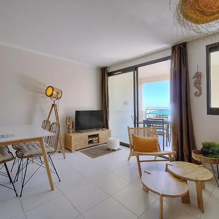 아파트 Immogroom - Renovated - Sea View - Pool - Patio - Wifi - Ac - Parking *